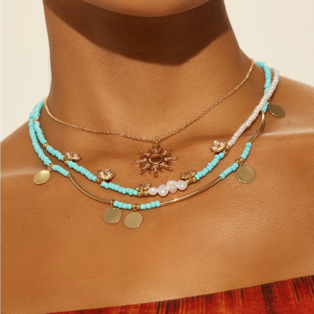 Sun Chaser Layered Necklace NEW 🏷️
